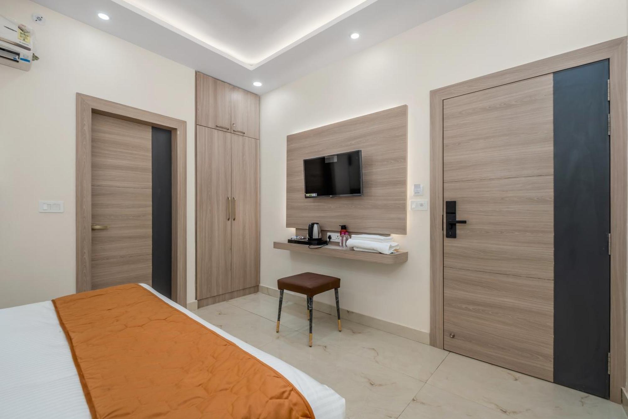 Hotel Sudarshan Ayodhya Zewnętrze zdjęcie